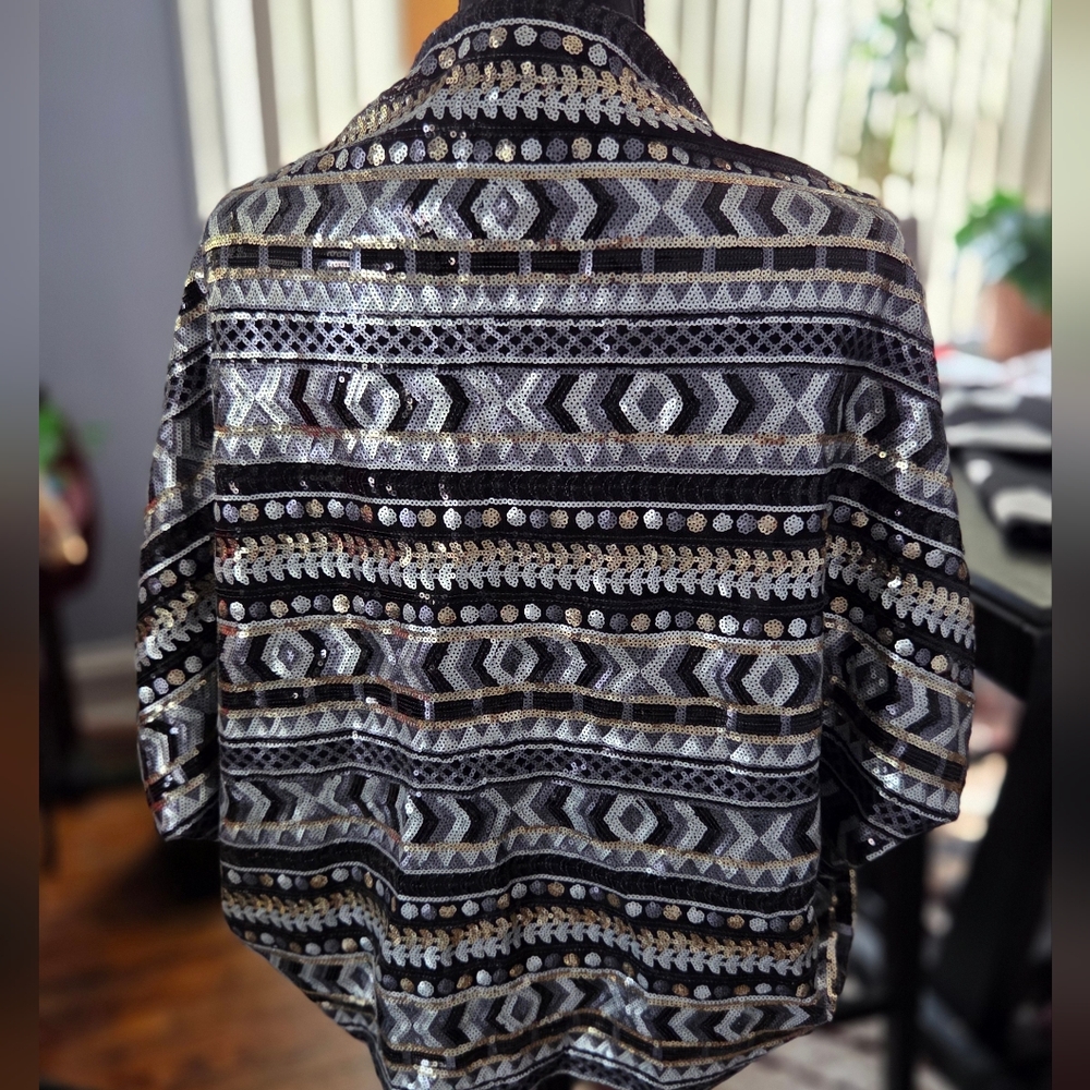 Black Sequin Beaded Cropped Jacket - image 4